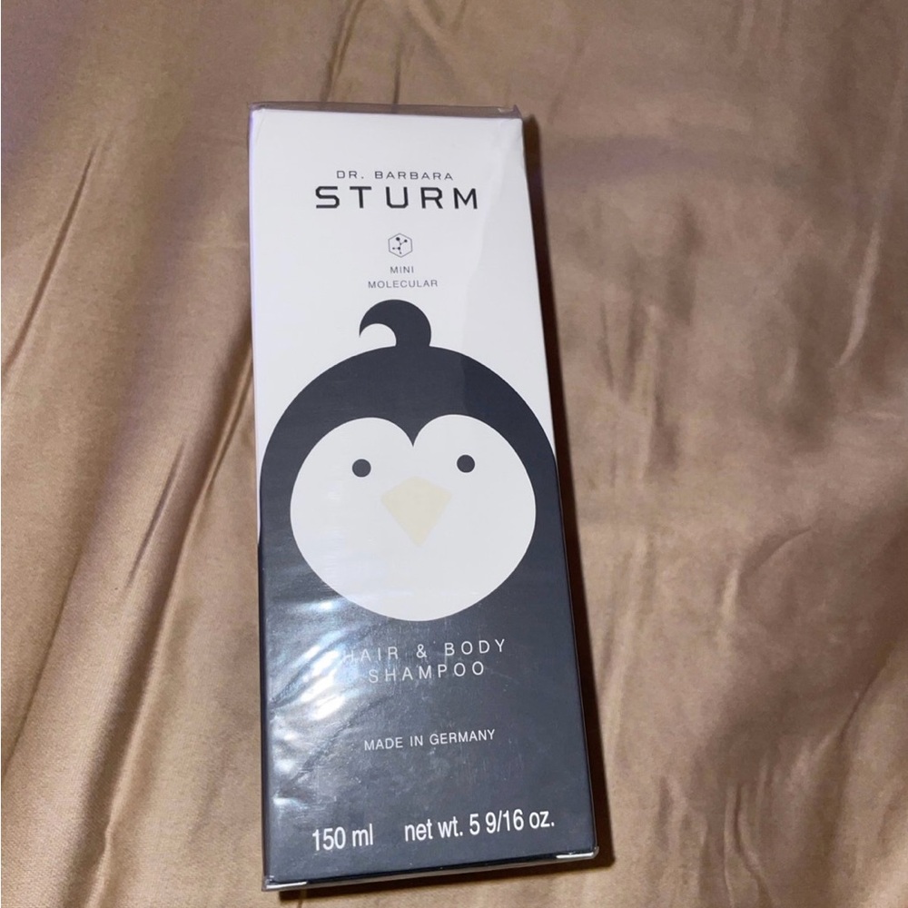 Dr. Barbara Sturm Kids Hair & Body Shampoo -
